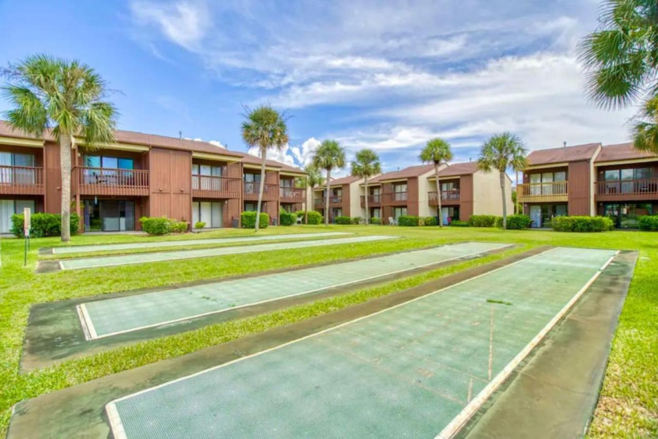 Experience Starlit Nights From Beach Happy'S Balcony Overlooking The Community Pool At Beachwalk Vila Panama City Beach Exterior foto